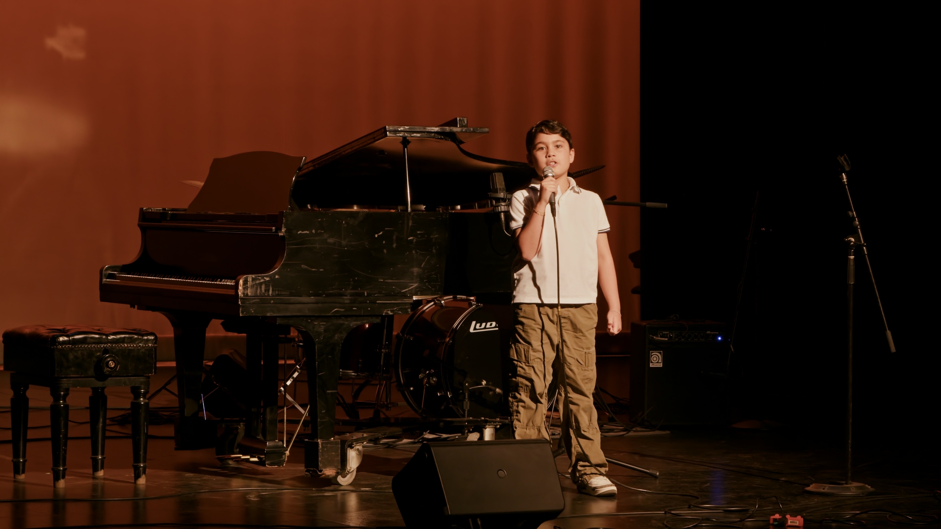 Recital-6-Dark-Horse